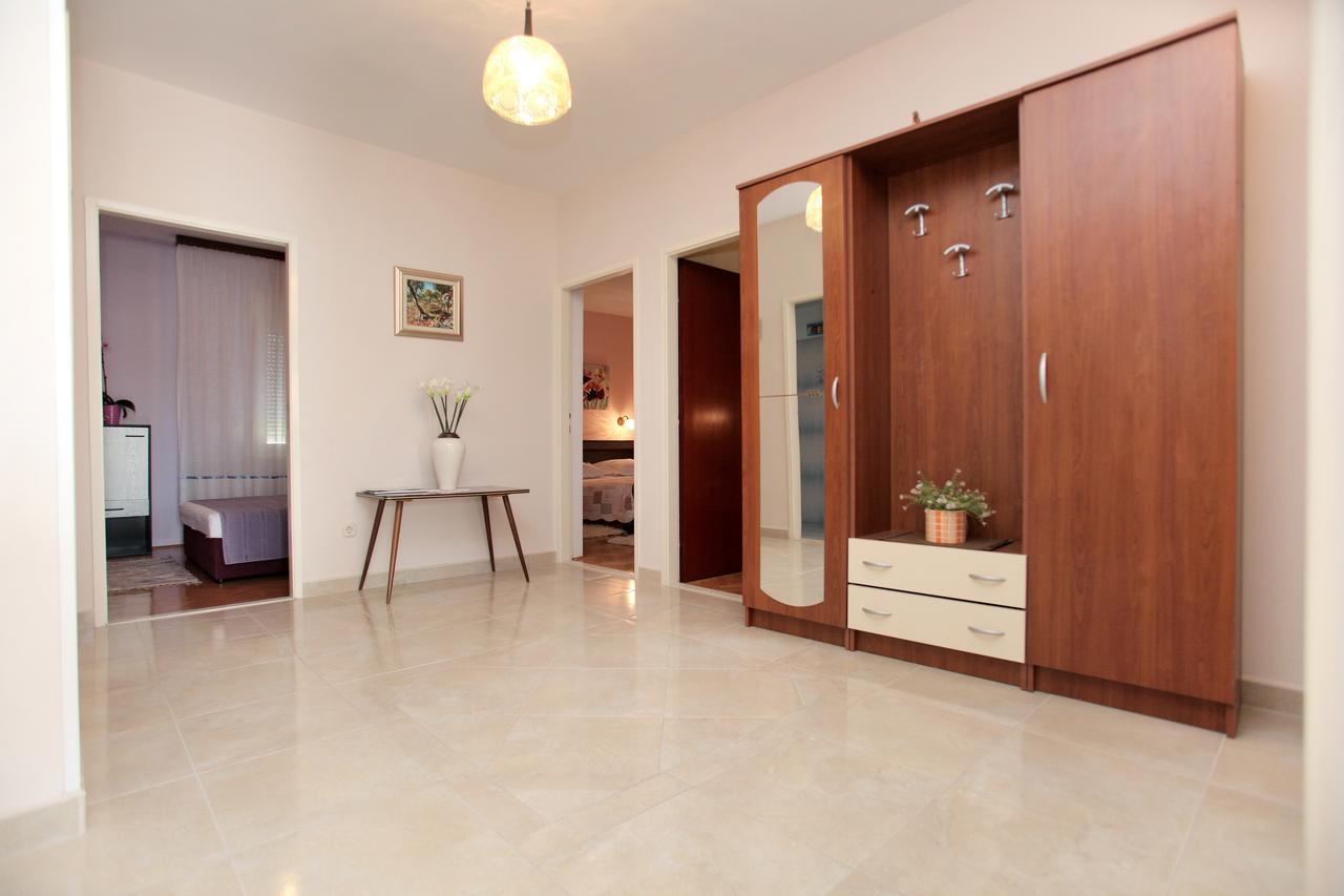 Apartment Carmen Traù Esterno foto