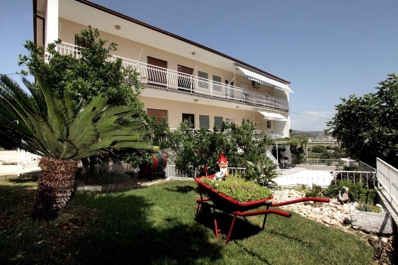 Apartment Carmen Traù Esterno foto
