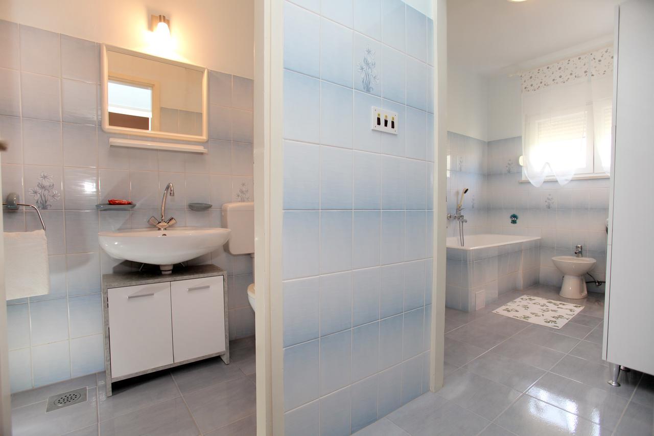 Apartment Carmen Traù Esterno foto