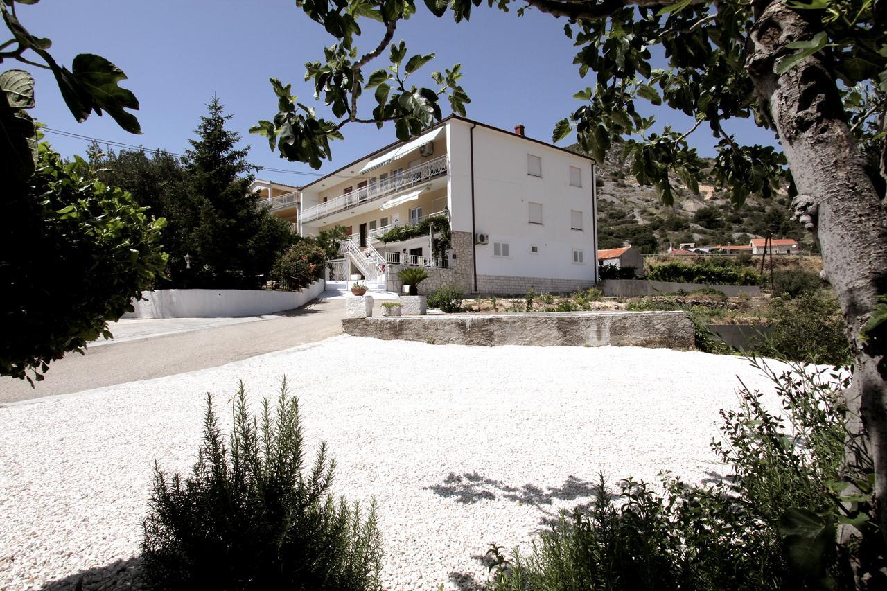 Apartment Carmen Traù Esterno foto